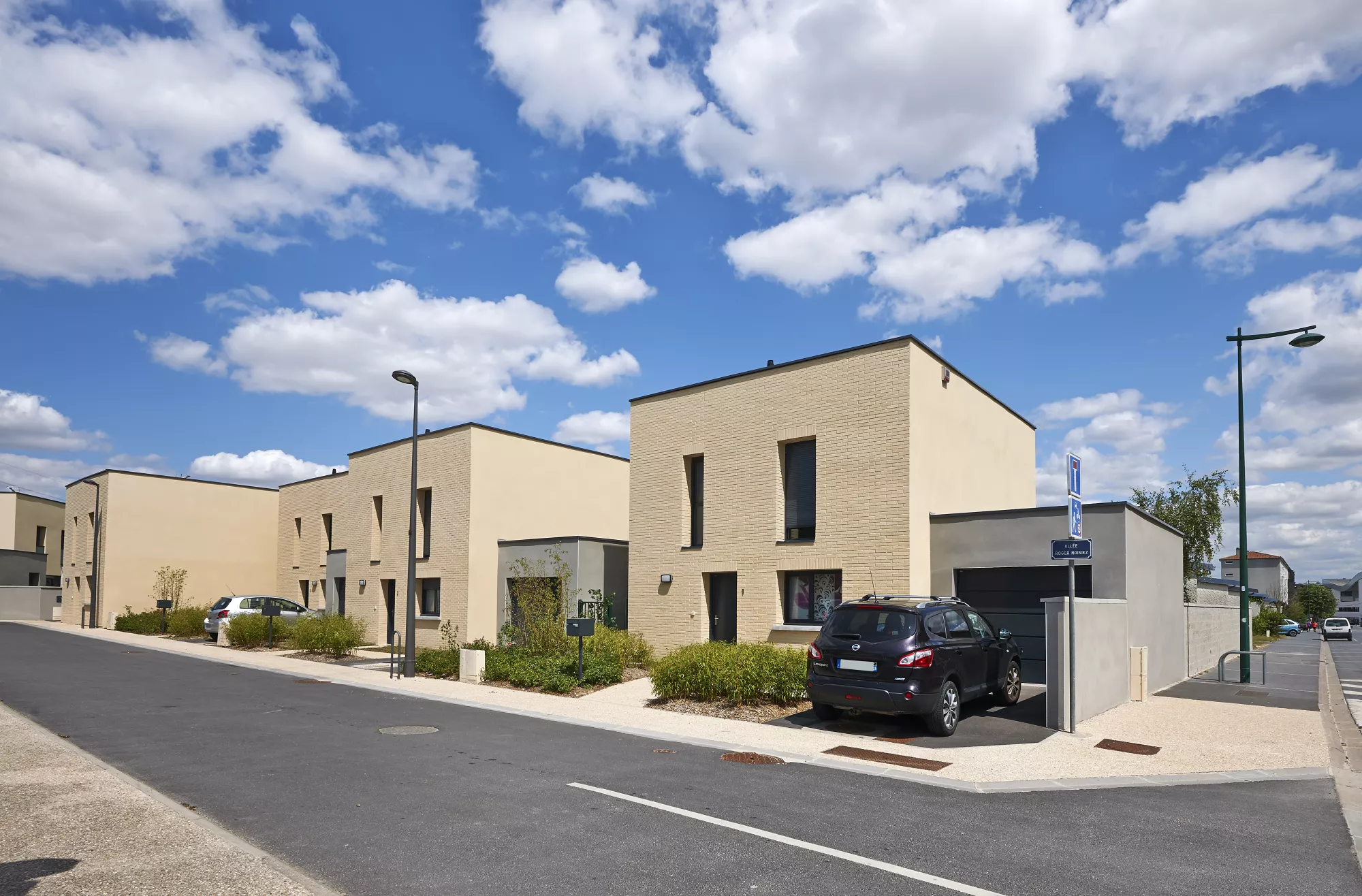 Green Cottages - Plurial Immo' Reims
                          X Pace Architectes
                                      - logements : 18 maisons
                     